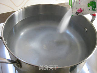 自制咸鸭蛋的做法步骤：3