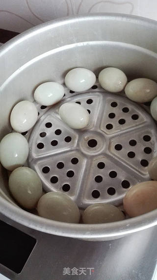自制咸鸭蛋的做法步骤：9