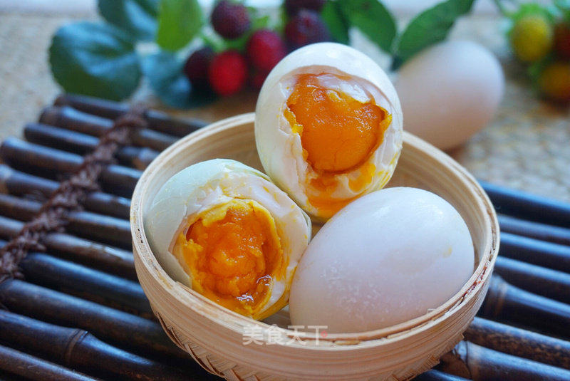 自制爆油咸鸭蛋