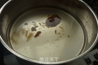 牛肉丸子什菜锅的做法步骤：2