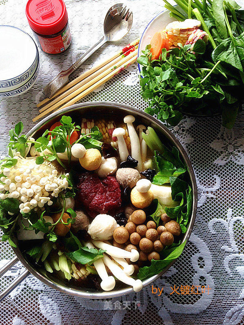 牛肉丸子什菜锅
