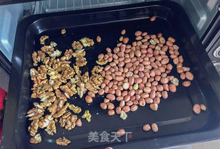 芝麻牛肉酱的做法步骤：1