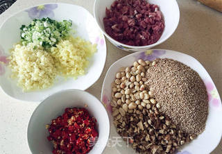 芝麻牛肉酱的做法步骤：2