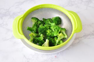 芝士西兰花的做法步骤：7