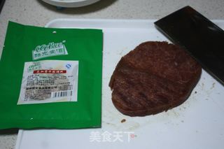 黑椒牛排的做法步骤：1