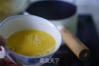 黄瓜鸡蛋虾干汤的做法步骤：2