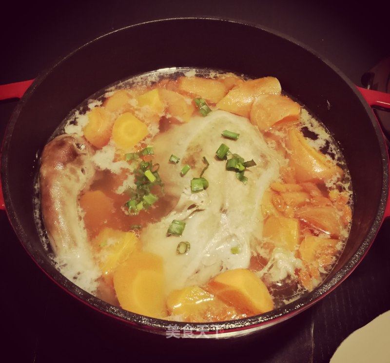 红萝卜鸭汤