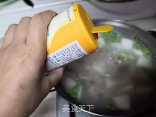 筒骨萝卜豌豆汤的做法步骤：6