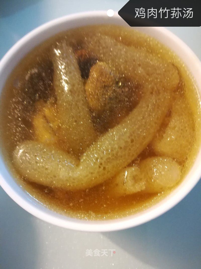 鸡肉竹荪汤