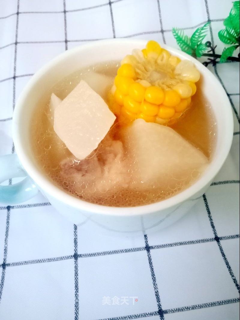 如何挑选鲜嫩白萝卜：萝卜排骨汤