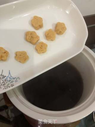 薯圆红豆汤的做法步骤：3