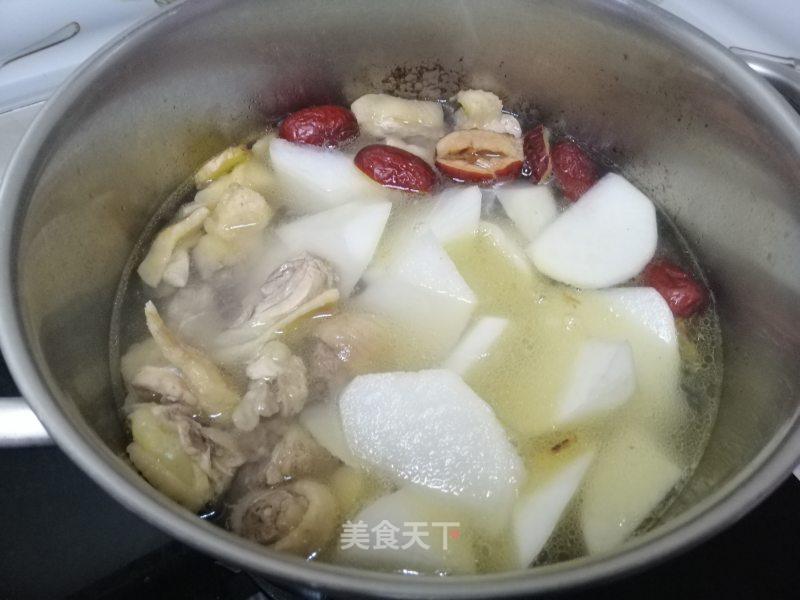 萝卜鸡汤