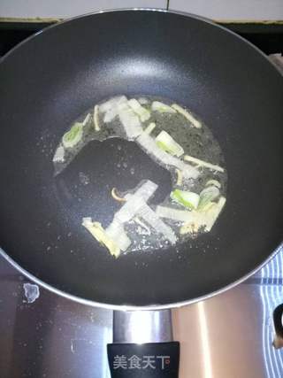 蟹棒白菜粉丝汤的做法步骤：3