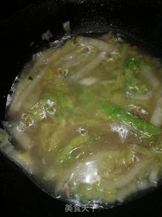 #团圆饭#白菜红薯粉汤的做法步骤：8