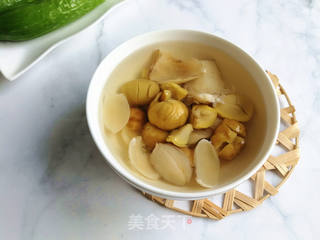 百合栗子糖水的做法步骤：3