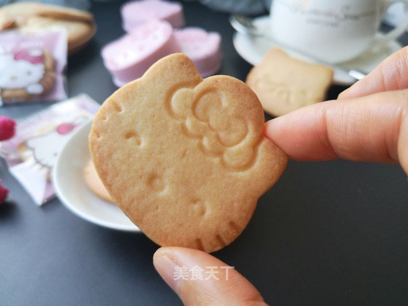 牛奶卡通饼干