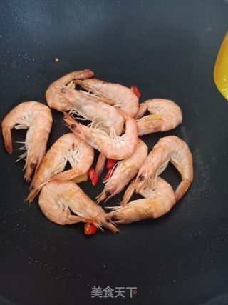 快速家常炒虾的做法步骤：4