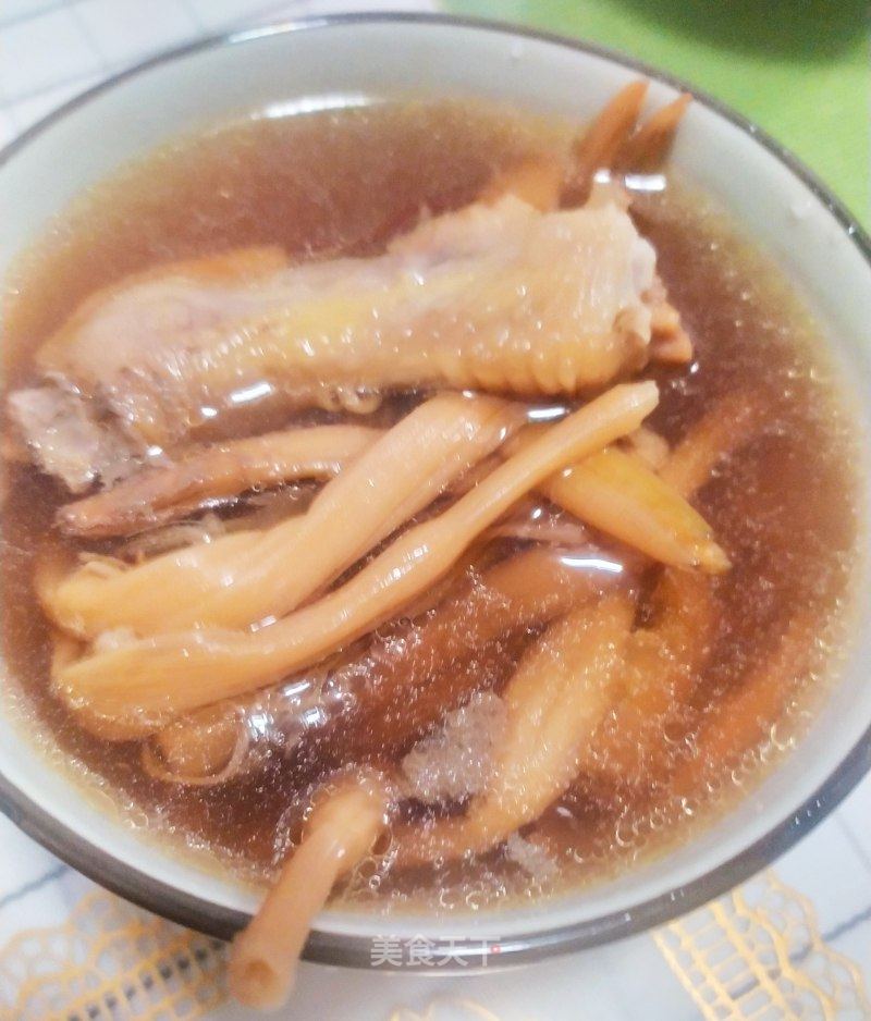 鸭骨黄花菜汤