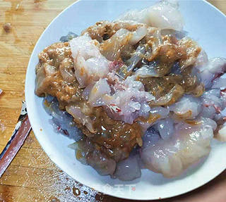 红色吉祥菜——清蒸龙虾的做法步骤：3