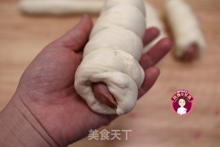 波兰种香肠扭花面包的做法步骤：12