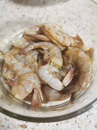 蝴蝶虾的做法步骤：2