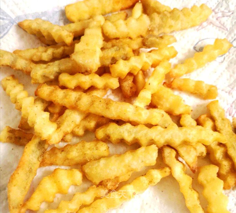 酥脆的炸薯条🍟的做法