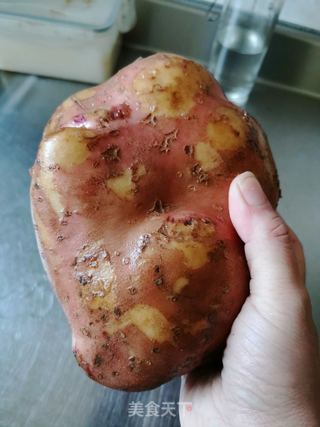 酥脆的炸薯条🍟的做法步骤：1