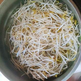 香辣凉拌豆芽的做法步骤：2