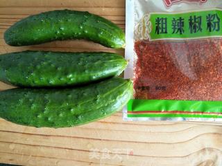 酸辣黄瓜条的做法步骤：1