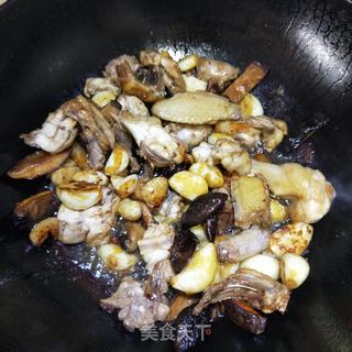 蒜子青椒炒鸡块的做法步骤：6