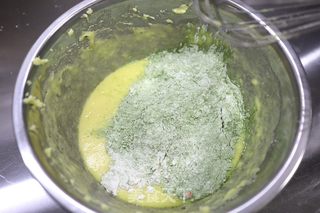 小清新香酥芝麻蛋卷的做法步骤：4