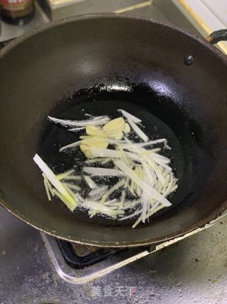 香辣炒蛏子的做法步骤：3