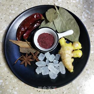 家常红烧肉 的做法步骤：5