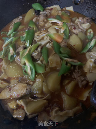 家庭版大盘鸡的做法步骤：14
