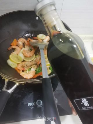 柠檬炖虾煲的做法步骤：6