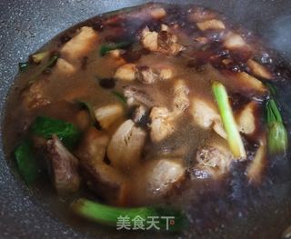 白萝卜烧肉的做法步骤：4