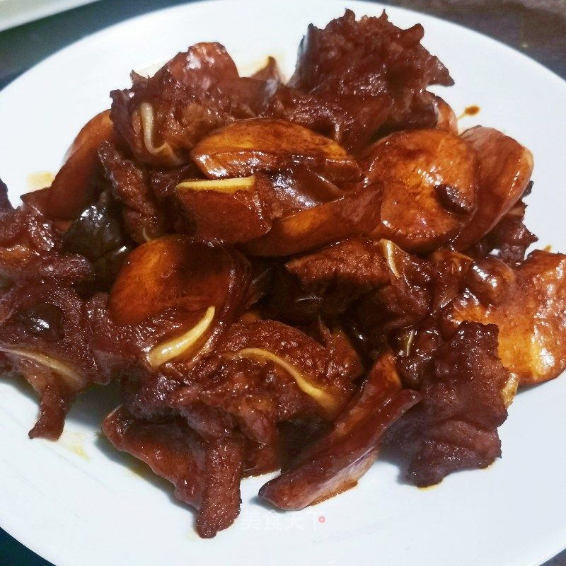 杏鲍菇烧猪脆骨