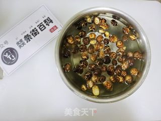 野生干香菇炖牛肉❤️肉质软烂❗️菌香十足的做法步骤：2