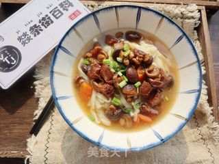 野生干香菇炖牛肉❤️肉质软烂❗️菌香十足的做法步骤：16