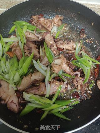 大葱炒海兔的做法步骤：6