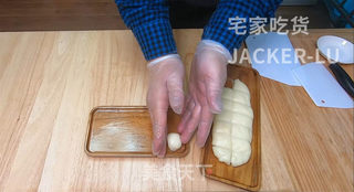 超简单牛奶麻薯球，材料简单、制作方便，软软糯糯真好吃。的做法步骤：7