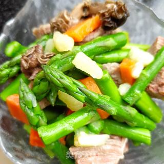 精肉芦笋土豆沙拉的做法步骤：20