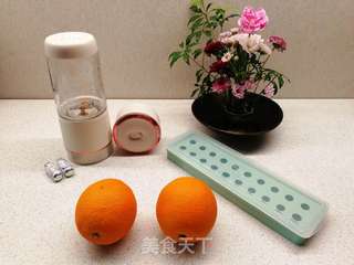 清凉一夏～雪顶橙汁气泡水，简单好喝的做法步骤：1