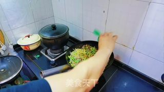 豆角焖面的做法步骤：16