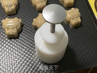 经典广式月饼，万能皮配方，馅料随意换！的做法步骤：9