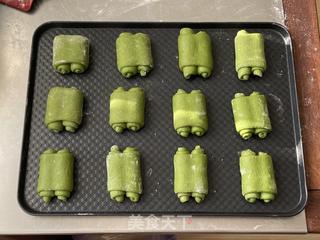 Q萌可爱的香兰叶牛奶卷，香味独特巨好吃！的做法步骤：10