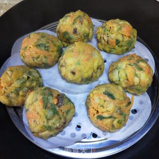蔬菜玉米面团子的做法步骤：13