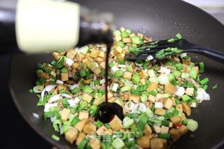 肉末青蒜豆腐干的做法步骤：6