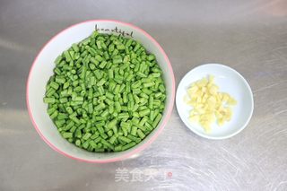 筋道鲜美的肉末豇豆手擀面的做法步骤：6