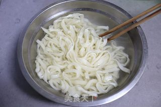 筋道鲜美的肉末豇豆手擀面的做法步骤：11
